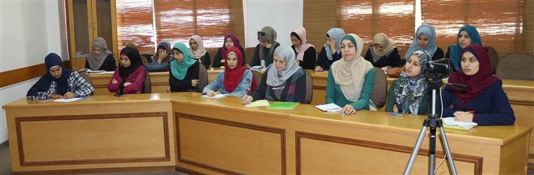 جامعة الاقصى تنظم ندوة علمية حول أثر الثقافة العربية والفرنسية في الأدب الحديث